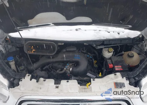 2015 Ford Transit-250 z USA, uszkodzony, nr VIN 1FTNR1ZM9FKA76868